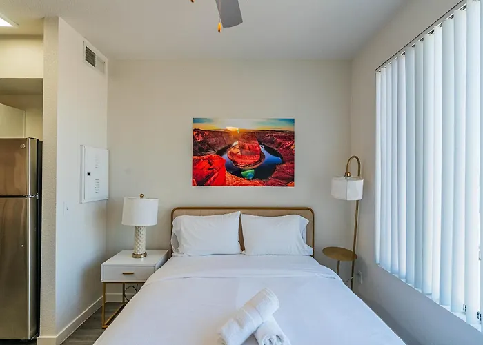 Apartment Stylish Studio-1br 1ba, Pool, Gym, Free Parking, Game Room, Ev