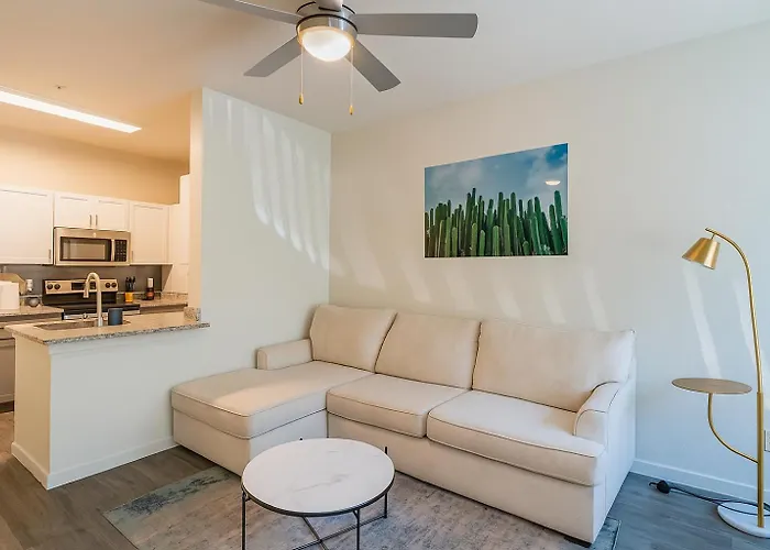 Stylish Studio-1br 1ba, Pool, Gym, Free Parking, Game Room, Ev *