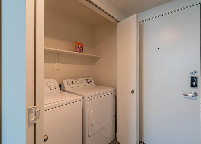Stylish Studio-1br 1ba, Pool, Gym, Free Parking, Game Room, Ev Apartment Tempe