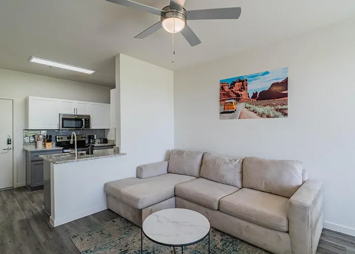 Stylish Studio-1br 1ba, Pool, Gym, Free Parking, Game Room, Ev Apartment Tempe