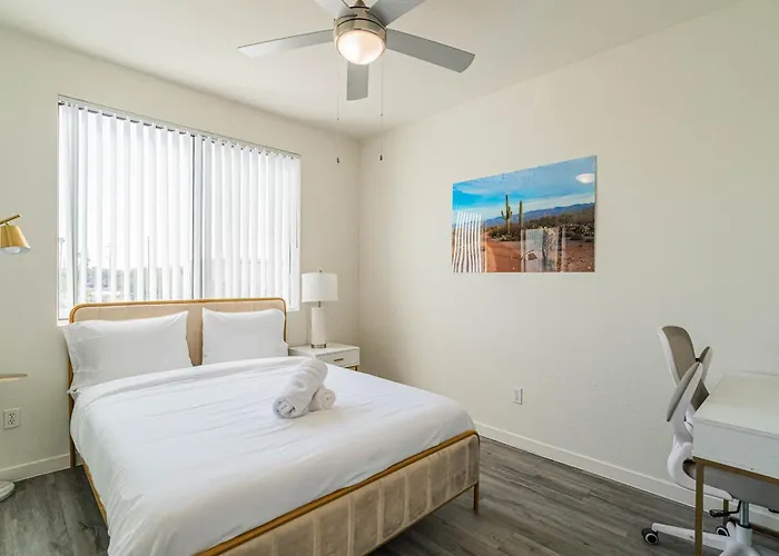 Stylish Studio-1br 1ba, Pool, Gym, Free Parking, Game Room, Ev * Tempe