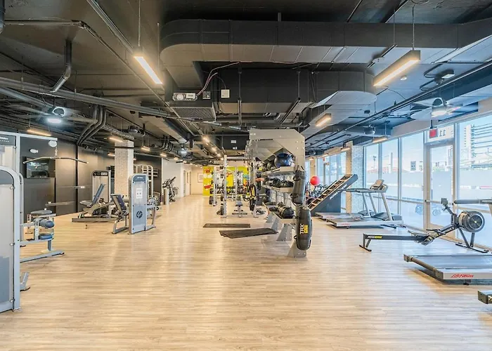 Stylish Studio-1br 1ba, Pool, Gym, Free Parking, Game Room, Ev Apartment *