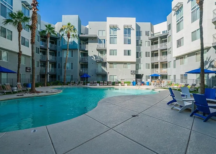 Stylish Studio-1br 1ba, Pool, Gym, Free Parking, Game Room, Ev