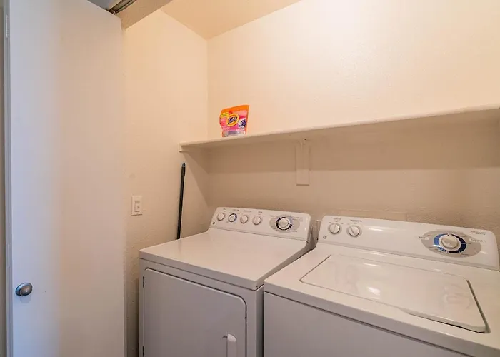 Apartment Stylish Studio-1br 1ba, Pool, Gym, Free Parking, Game Room, Ev