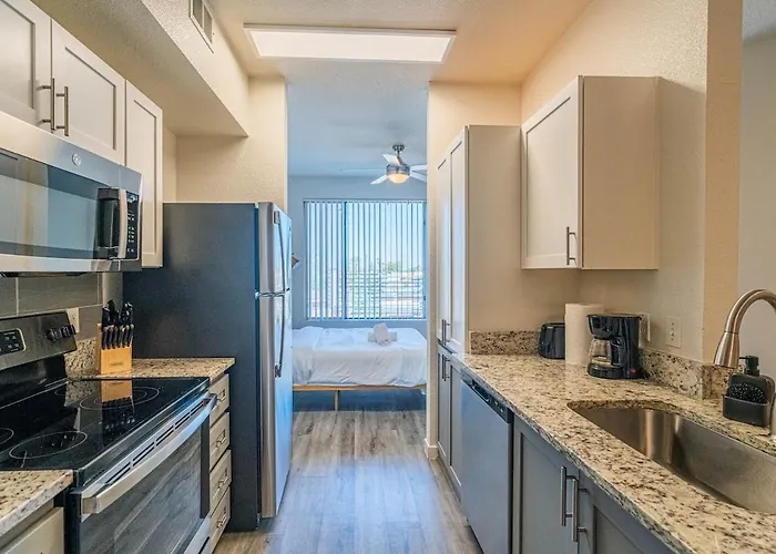 Stylish Studio-1br 1ba, Pool, Gym, Free Parking, Game Room, Ev