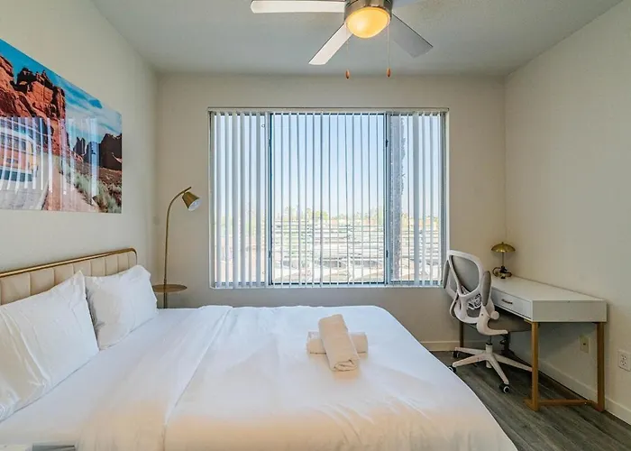 Stylish Studio-1br 1ba, Pool, Gym, Free Parking, Game Room, Ev Apartment