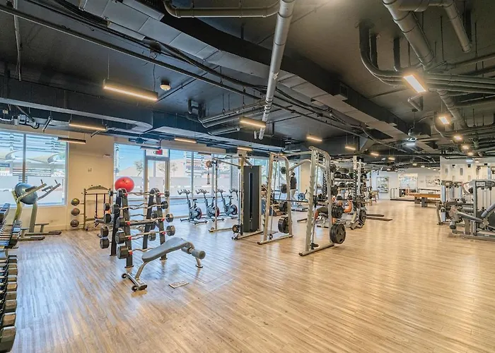 Apartment Stylish Studio-1br 1ba, Pool, Gym, Free Parking, Game Room, Ev